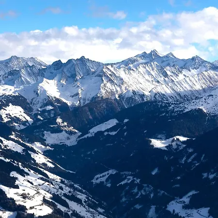 Mountain View Loft Amethyst * كالتنباش